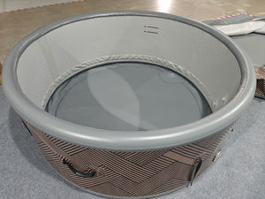 Spa <span class=keywords><strong>gonflable</strong></span> portable de conception moderne pour l'extérieur, avec jets apaisants pour <span class=keywords><strong>jacuzzi</strong></span>, capacité 4 personnes, fonction massage et couverture. - Product Image 3