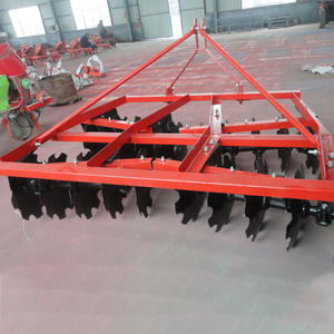 Grada de discos hidráulica resistente de 22 discos arrastrada por tractor para labranza de tierras de cultivo grandes con ancho de trabajo eficiente de 3,3 M - Product Image 1