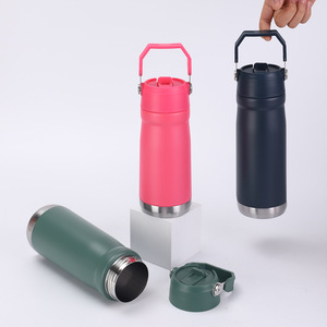 แก้วน้ำสแตนเลสสุญญากาศแบบมีหูหิ้ว ฝาปิดแบบพลิกได้ เก็บอุณหภูมิ - Product Image 1