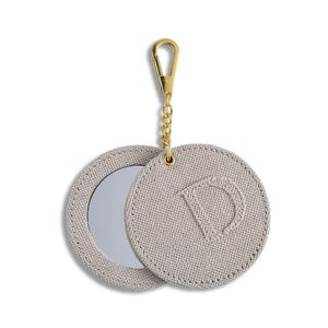 Espejo de Maquillaje Portátil Redondo Pequeño de Tela Gris con Grabado en Relieve de Doble Cara y Cadena, del Fabricante - Product Image 1