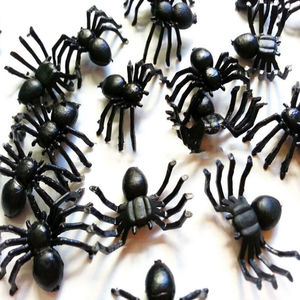 Araña Negra de Terror para Casa Embrujada, Telaraña, Decoración para Fiestas, Suministros de Simulación, Juguete de Broma, Decoración de Halloween para Niños - Product Image 2