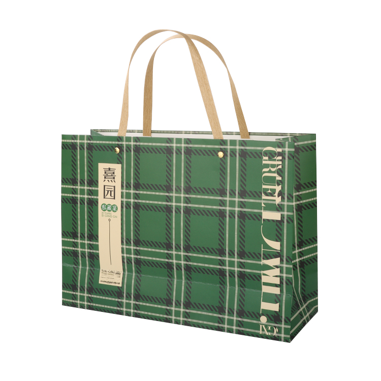 Promotional eco friendly plastic kraft shopping bags with logos