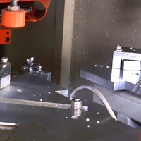 Máquina CNC para Limpieza de Esquinas, Eliminación Simultánea de Escoria de Soldadura en Múltiples Superficies para Fabricación de Puertas y Ventanas de UPVC y Aluminio