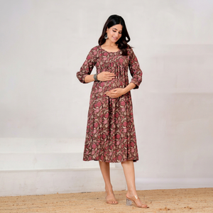 Robe midi évasée en coton à imprimé floral, manches longues, taille naturelle, détail froncé, col rond, décontractée, pour la maternité au quotidien - Product Image 1