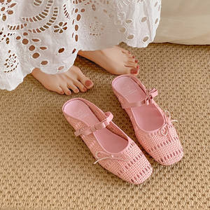 Zapatos de plataforma de suela gruesa y tejido abierto con cierres metálicos de lazo, parte delantera cubierta, parte trasera abierta, zapatos de mujer de tacón bajo - Product Image 3