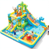 Ensemble toboggan aquatique gonflable et château gonflable sur le thème des dinosaures en PVC, pour une utilisation en été dans la cour pour les enfants de 3 à 12 ans