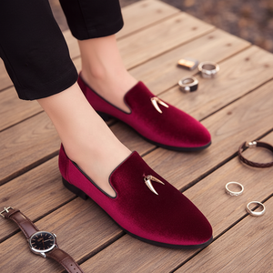 <span class=keywords><strong>Mocasines</strong></span> de <span class=keywords><strong>Hombre</strong></span> de Lujo Hechos a Mano con Parte Superior de Terciopelo, Forro de PU, Hebilla Dorada, Sin Cordones, <span class=keywords><strong>para</strong></span> Oficina, Trabajo y Bodas - Product Image 1