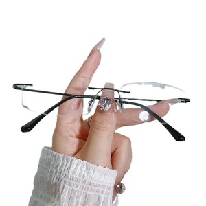 Vente en gros de montures de lunettes carrées sans monture ultra-légères pour hommes, monture en métal, verres en acrylique, résistant à la lumière bleue UV 904 - Product Image 4