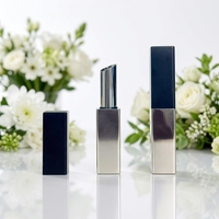 Tube à lèvres carré magnétique en aluminium effet miroir de luxe, personnalisable OEM, rechargeable, étui pour baume à lèvres, emballage cosmétique, impression UV
