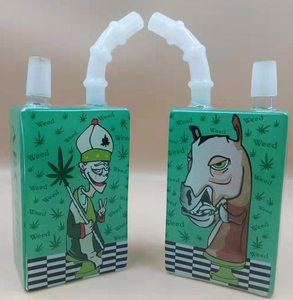 Glass Juice Box Oil Wax Dab Rigs Beaker Smoking Pipes Oil Burner Hookah Water Pipe