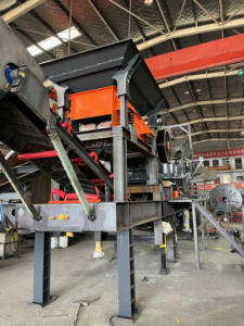 מנוע או מנוע דיזל משולב tyre/track styre צולל 30-80 קמ "ר כרייה מחצבה מכונות ריסוק - Product Image 3