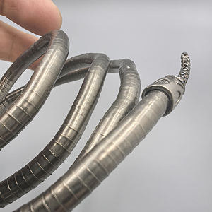 قلادة معدنية متعددة الطبقات أنيقة جديدة من البانك-قلادة مخصصة من سلسلة الثعبان العتيقة القابلة للانحناء قلادة ضيقة للنساء - Product Image 4