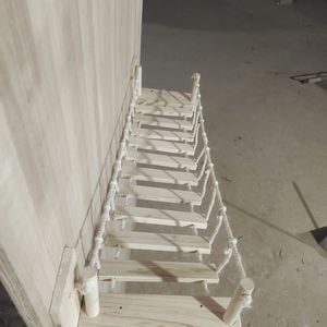Estructura de Escalada para Gatos Montada en la Pared con Puente de Madera Sólida que se Puede Conectar al Nido de Gatos como un Ensamblaje Completo - Product Image 2