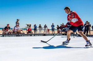 Bán Chạy Nhất Tự Bôi Trơn Tổng Hợp Ice <span class=keywords><strong>Rink</strong></span> Mịn <span class=keywords><strong>Pe</strong></span> Cho Sàn Trượt Băng Ice <span class=keywords><strong>Rink</strong></span> Tấm Dasher Bảng Có Thể Tái Chế - Product Image 3