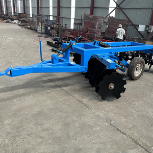 Aratro a scalpelli idraulico trainato per impieghi gravosi, grande, montato su trattore, con spostamento laterale, attrezzatura agricola per la preparazione del terreno, fresa rotante - Product Image 3