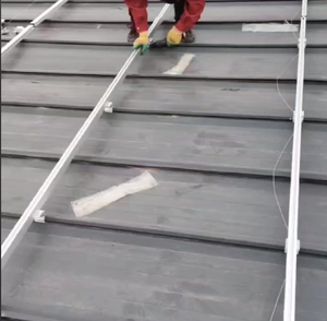 Алюминиевые цинк-алюминиево-магниевые профили для различных сценариев использования на крышах, поддержка солнечных панелей, антикоррозийные, с длительным сроком службы - Product Image 4