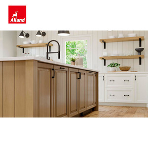 Gabinete de cocina Allandcabinet Portola con banco empotrado pintado en blanco, con puerta elevada en color arce rojizo y revestimiento de lino <span class=keywords><strong>bajo</strong></span> la <span class=keywords><strong>ventana</strong></span>. - Product Image 5