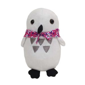 Bestseller 2-in-1 U-förmiges Besticktes Heizkissen Plüschtiere und Kissen Komfortabel & Stilvoll - Product Image 5