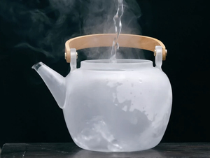 Teiera in vetro soffiato a mano in <span class=keywords><strong>Pyrex</strong></span> resistente al calore borosilicato trasparente da 1000ml con manico in legno - Product Image 5