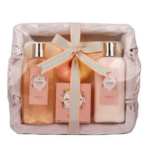 Wholesale private label body Shower Gel Bath Spa Gift Sets Mothers Day basket