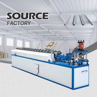 Machine de formage à rouleaux pour volets roulants automatiques avec plusieurs profilés disponibles