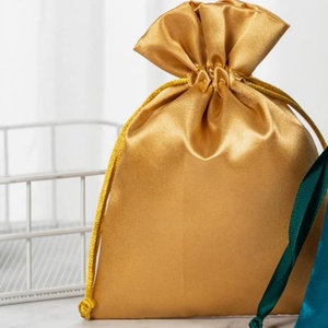 Bolsa de seda personalizada para exportación en lotes pequeños, con bolsillo para paquete, para almacenamiento de cabello postizo, sombreros y antifaces - Product Image 2