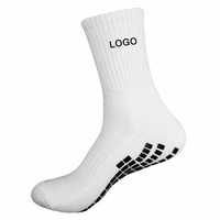 Chaussettes de sport antidérapantes professionnelles avec points en silicone antidérapants, semelle rembourrée absorbant l'humidité, compression et adhérence.