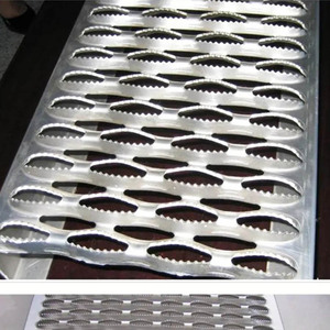 Pisadas <span class=keywords><strong>de</strong></span> escalera Gripstrut, peldaños antideslizantes <span class=keywords><strong>para</strong></span> <span class=keywords><strong>escaleras</strong></span> en plataforma <span class=keywords><strong>de</strong></span> trabajo, <span class=keywords><strong>escaleras</strong></span> <span class=keywords><strong>de</strong></span> seguridad <span class=keywords><strong>para</strong></span> exteriores, rejilla <span class=keywords><strong>de</strong></span> Metal, hoja perforada con orificio extruido - Product Image 4