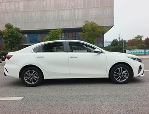 Venta Caliente 2024 <span class=keywords><strong>para</strong></span> K3 en Existencia, Auto Nuevo y Usado, Sedán Económico de Gasolina, Automático, Volante a la Izquierda, Luces LED <span class=keywords><strong>para</strong></span> <span class=keywords><strong>Adultos</strong></span> - Product Image 4
