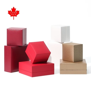<span class=keywords><strong>Caja</strong></span> <span class=keywords><strong>de</strong></span> embalaje <span class=keywords><strong>de</strong></span> cuero sintético <span class=keywords><strong>de</strong></span> ángulo recto y borde recto con patrón sólido, estilo Laire, para anillos, collares y colgantes rojos Chow Tai Fook - Product Image 6