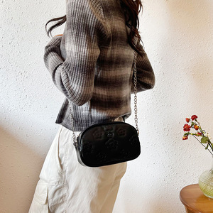 Borsa Mini per Fotocamera in PU con Fiori in Rilievo, Tracolla Regolabile in Metallo, Borsa a Tracolla Quotidiana per Donna, Custodia per Telefono e Trucchi, Logo Personalizzabile - Product Image 4