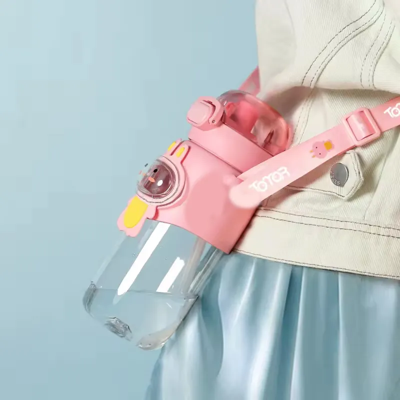 Gobelet en plastique 600ML avec logo personnalisé pour enfants gobelet ours en carton rose bouteille d'eau potable directe pour filles cadeau pour enfants