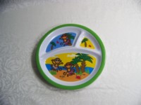 Fourniture en usine personnalisée créative en gros enfant assiettes en mélamine vaisselle mignon singe mélamine assiette alimentaire divisée