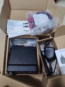 Radio Motorola Walkie Talkie de Largo Alcance, Radio Bidireccional para Auto, Radio Digital Móvil DMR, Intercomunicador de 2 Vías, Walkie-Talkie UHF VHF DM4400e M8620I - Product Image 5