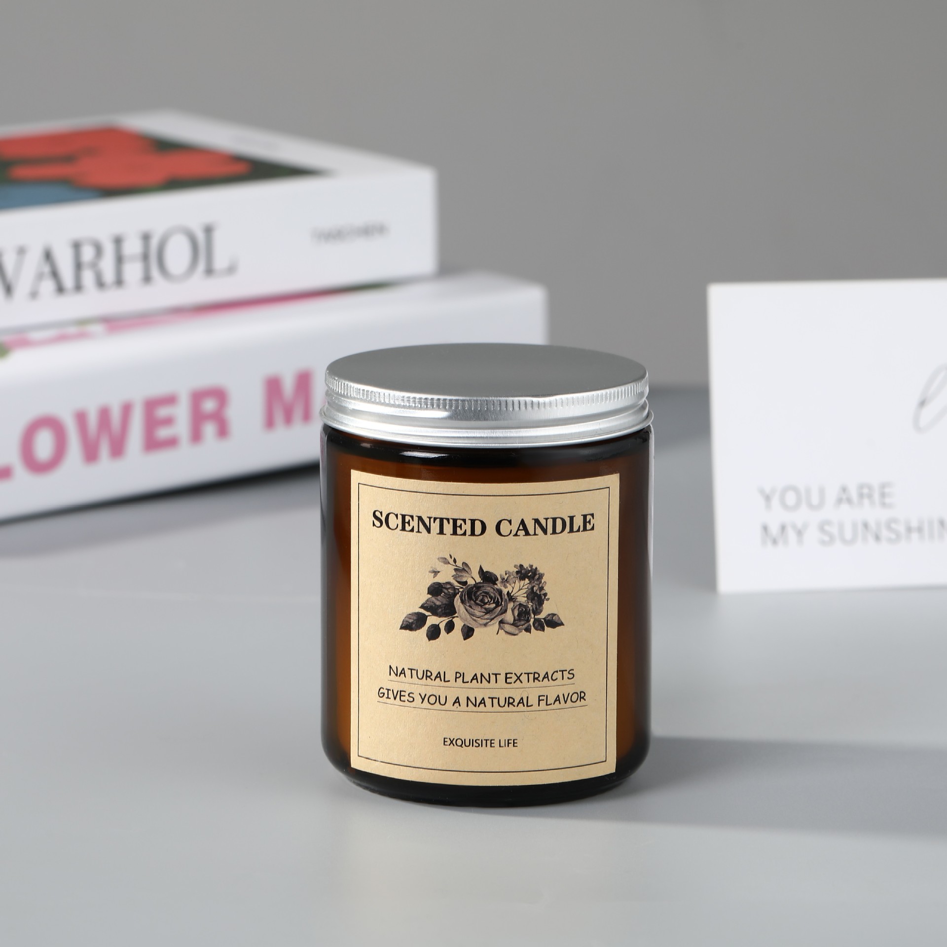 ฝาเงินขวดแก้วสีเหลืองอำพัน