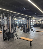 Machines d'exercice d'entraînement à combinaison gratuite Équipement de gymnastique multi-stations Poulie réglable multi-jungle pour la musculation