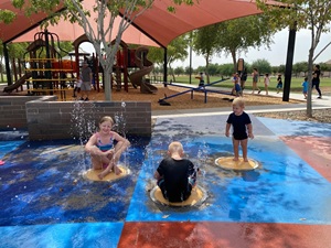 Fontaine interactive au sol pour enfants, à activation par les pieds, avec pompe à jets d'eau, équipement <span class=keywords><strong>de</strong></span> jeu aquatique pour <span class=keywords><strong>aire</strong></span> <span class=keywords><strong>de</strong></span> <span class=keywords><strong>jeux</strong></span> - Product Image 6