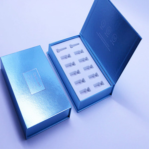Caja Rígida para Vino con Diseño Floral, Empaque de Papel Artístico, Forma Rectangular, Producto de Alta Gama de Francia, Impresión a Cuatro Colores - Product Image 1