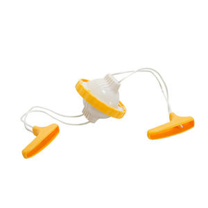 Batteur à œufs Golden Egg Puller en forme de T, couleur arc-en-ciel, outil de cuisine pratique pour mélanger les blancs et les jaunes d'œufs, fabriqué à Wenzhou - Product Image 3