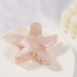 Einfache Sternform anpassbare 9cm PVC Lady Girls Haar klauen clips Frische süße Klauen clips Glitzernde Clips - Product Image 4