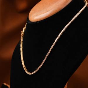 Collier en or 14KT avec diamants ronds cultivés en laboratoire Bijoux de corps de style classique exclusifs pour fiançailles ou anniversaire - Product Image 4