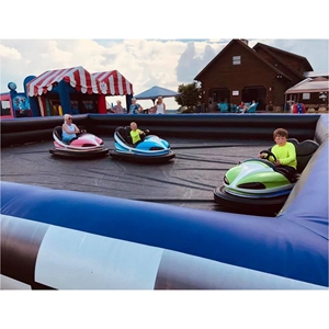 Pista Gonfiabile Nera Aeor per Go-Kart e Auto Paraurti, Set da Corsa per Bambini 4x4m, Certificata CE, con Soffiatore Gratuito, Facile da Montare - Product Image 3