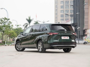 Toyotas Si-enna 2.5l Hybrid Mpv 5-door 7-seater Automatic Gearbox Awd Left Attributes Referenced Heavily New Cars Si-enna - Product Image 6