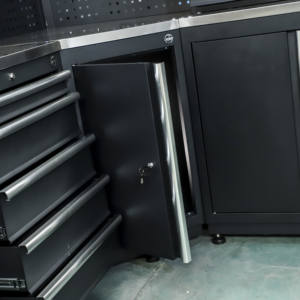 ระบบจัดเก็บของในโรงรถพร้อมแท่นวางเครื่องมือแบบเข้ามุม - Product Image 4