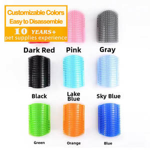 Grattoir mural pour chat et chien avec herbe à chat, peigne en PP, design simple, brosse pratique - Product Image 1