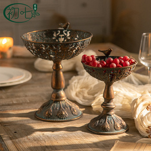 Juego de Bandejas Decorativas de Bronce Antiguo, Frutero Redondo de Hierro Estilo Rústico con Diseño de Pájaro, Decoración para el Hogar - Product Image 2