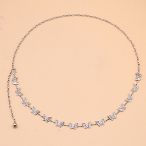 Cadena de cintura con diseño de mariposa, adornada con pedrería dorada, cadena corporal de moda para mujer, para fiestas, de aleación de zinc, de una sola vuelta. - Product Image 2
