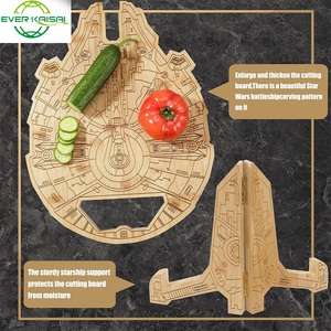 Millennium Falcon Board <span class=keywords><strong>Planche</strong></span> à découper sculptée en bambou Cadeau personnalisé pour <span class=keywords><strong>papa</strong></span> Plaque de bambou gravée personnalisée <span class=keywords><strong>Planche</strong></span> artisanale - Product Image 3