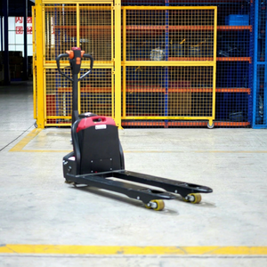 รถยกพาเลทไฟฟ้า OEM 2 ตัน 2000 กก. แบตเตอรี่ลิเธียม ปรับแต่งได้ - Product Image 1