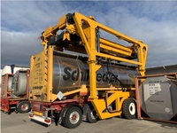 Chariot transpalette mobile automatisé (RTG) de 30 à 60 tonnes à pneus en caoutchouc pour conteneurs maritimes, avec moteur et boîte de vitesses